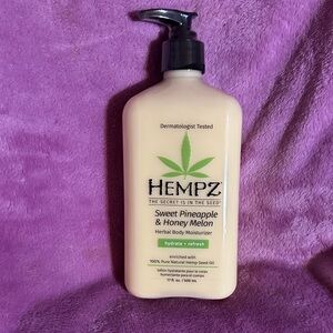 Hempz Sweet Pineapple & Honey Melon Herbal Body Moisturizer - Cream